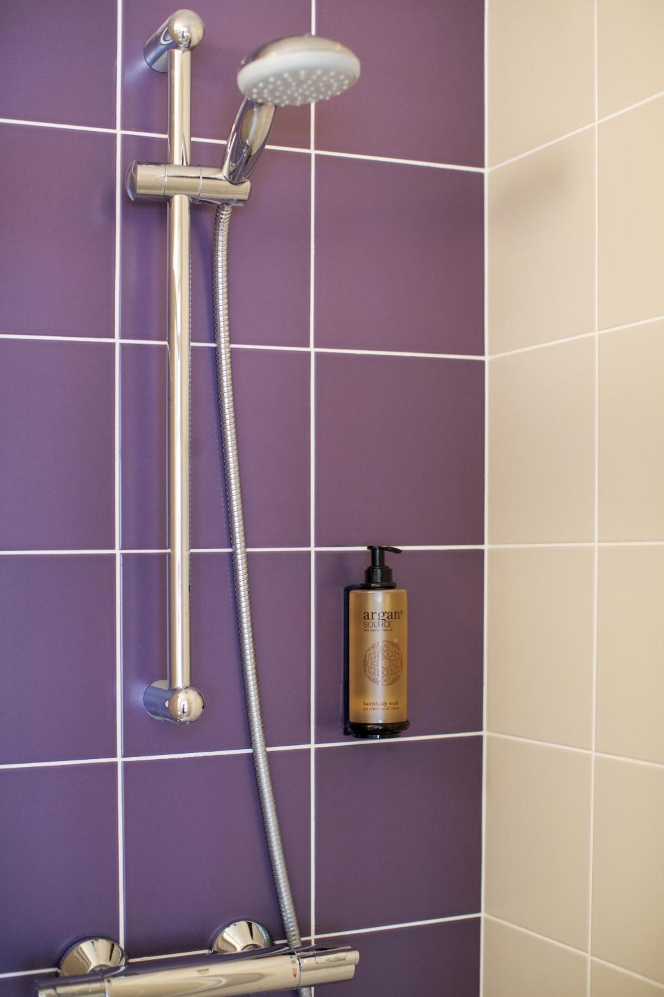 Hotel Gab House Bron Zewnętrze zdjęcie
